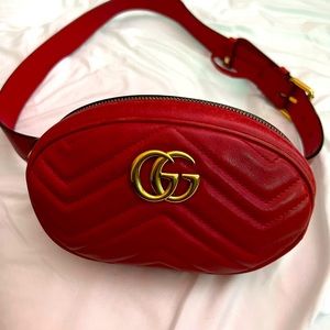 Authentic gucci Fanny pack *** Black Friday special